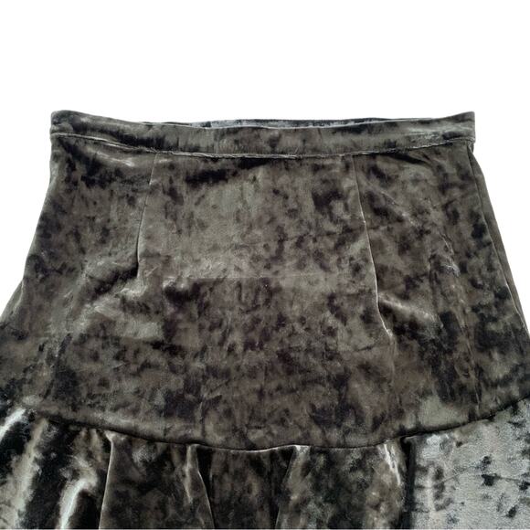 Coco + Jaimeson Silver Gray Crushed Velvet Flounce Mini Skirt Medium - Picture 9 of 10